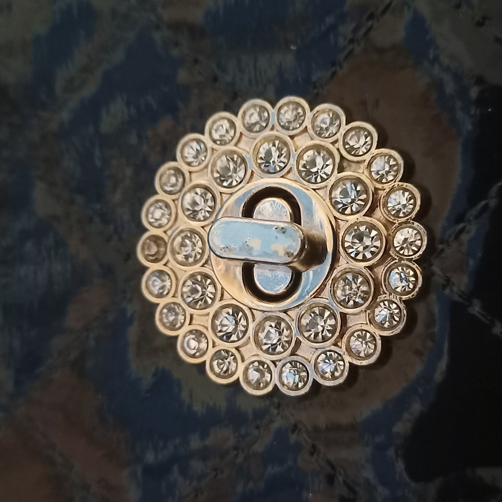 Purse - Picture 4 of 7